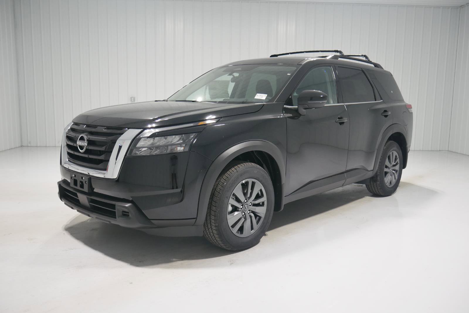 New 2025 Nissan Pathfinder SV