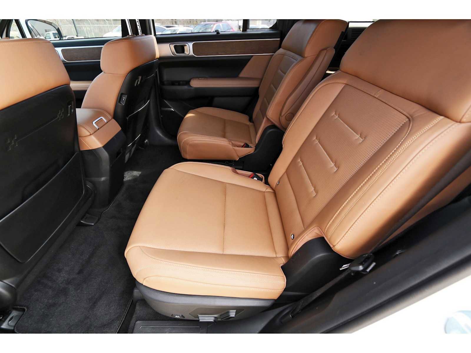 Used 2026 Hyundai Santa Fe Calligraphy image 13