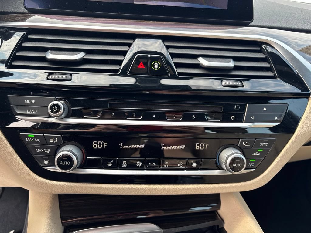Used 2019 BMW 530i xDrive w/ Convenience Package AWD/4WD image 25