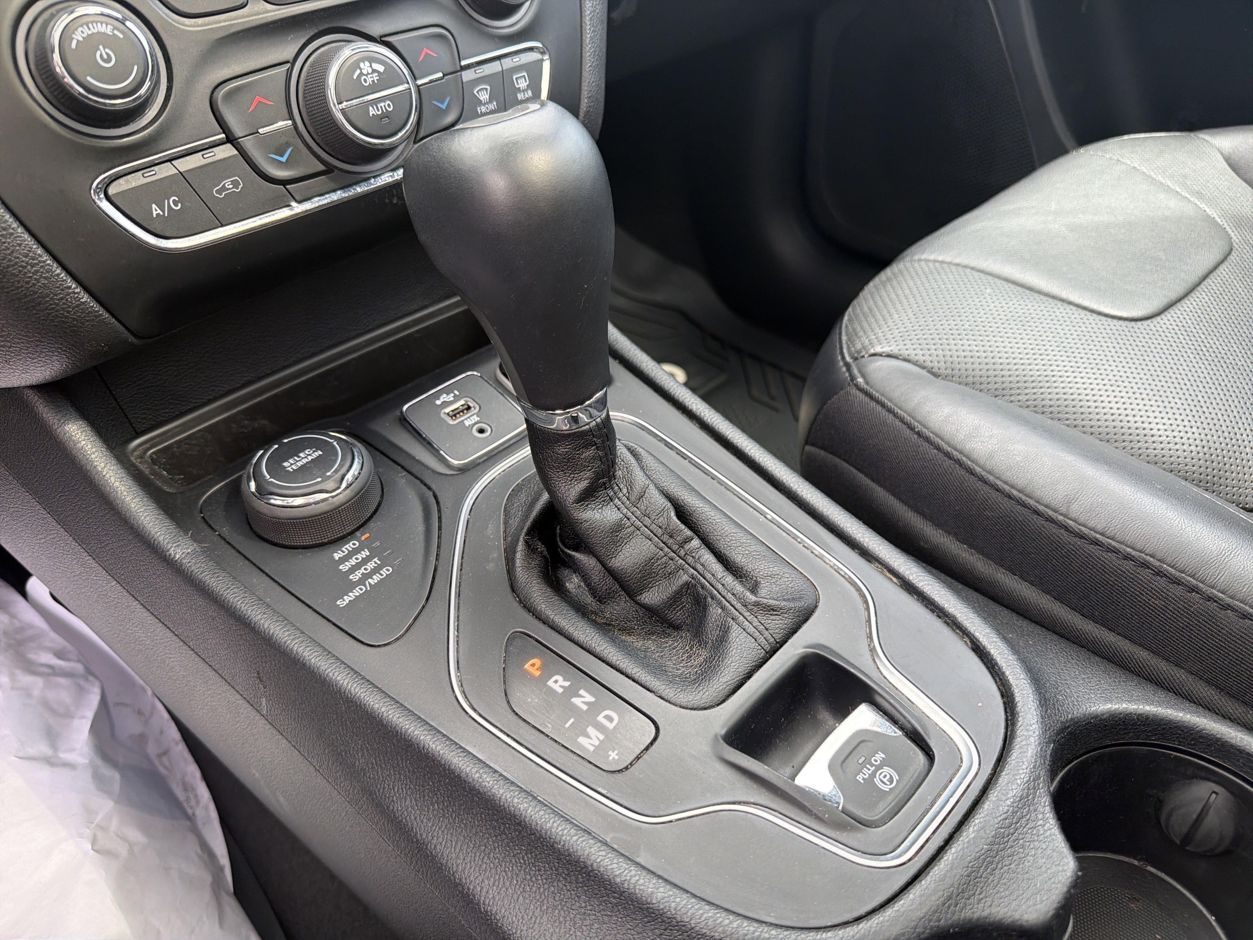 Certified 2019 Jeep Cherokee High Altitude image 22