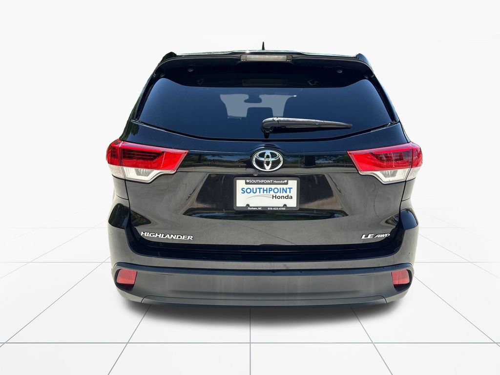 Used 2018 Toyota Highlander Plus AWD/4WD image 7