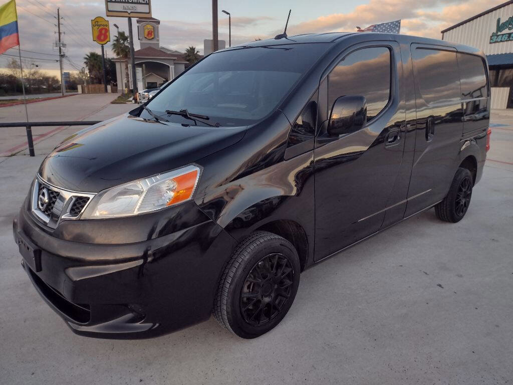 Used 2013 Nissan NV200 SV w/ Technology Pkg