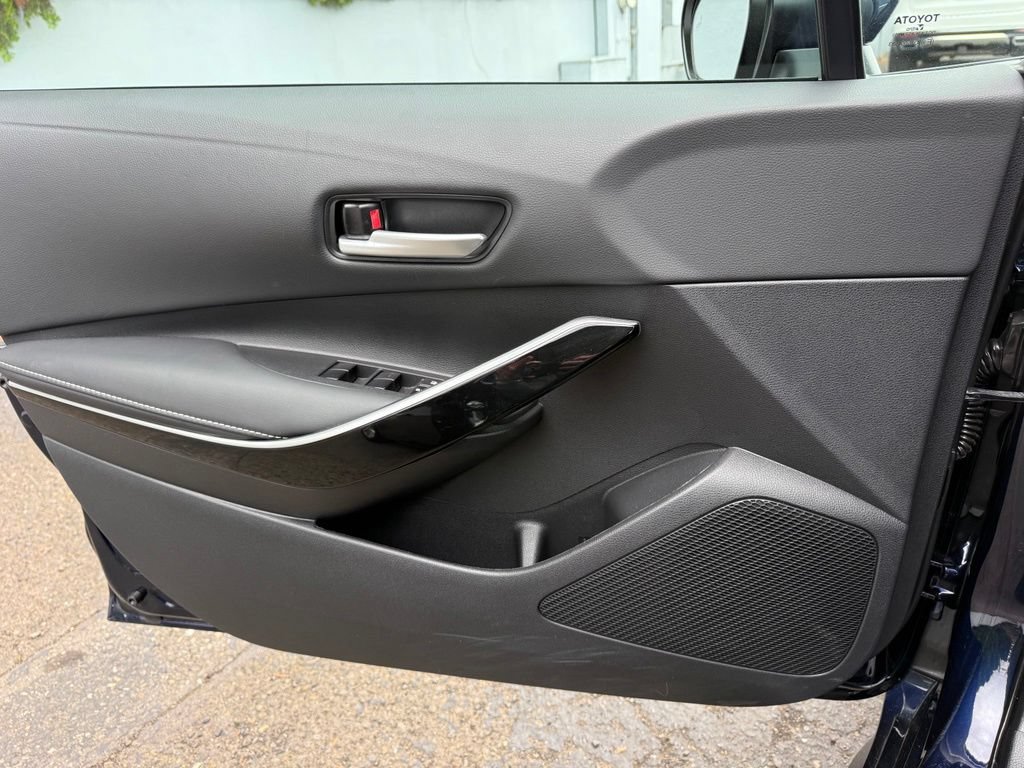 Certified 2021 Toyota Corolla XLE FWD image 21
