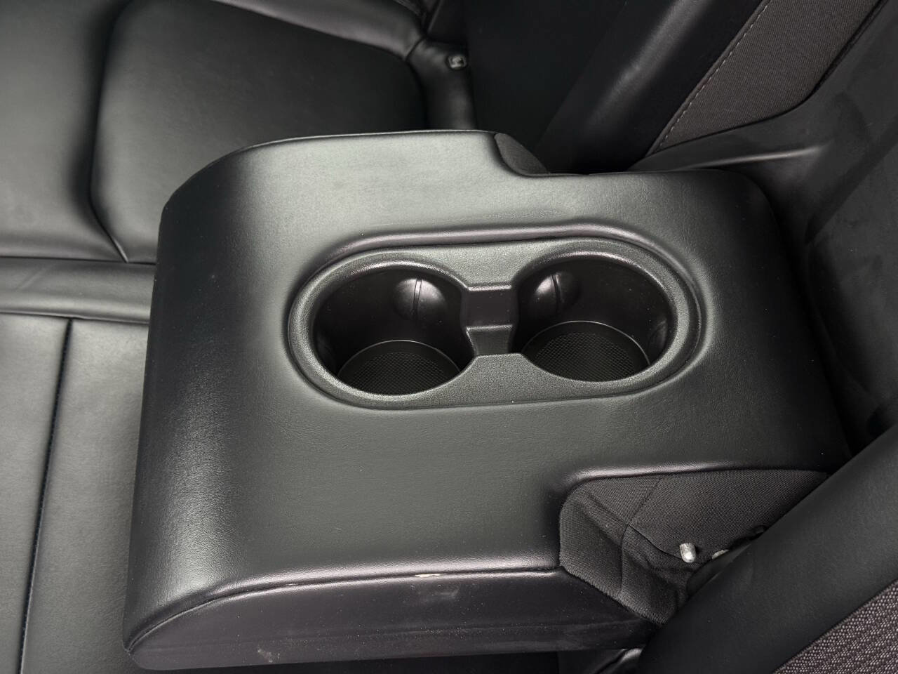 Used 2021 Tesla Model Y Long Range image 38