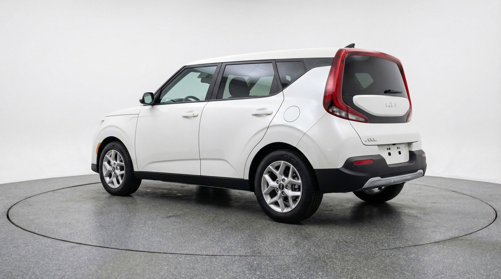 Used 2025 Kia Soul LX w/ LX Technology Package image 6