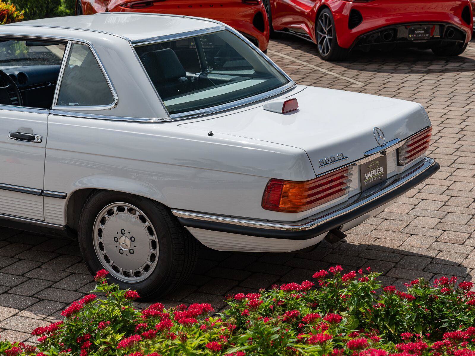 Used 1987 Mercedes-Benz 560 SL image 34