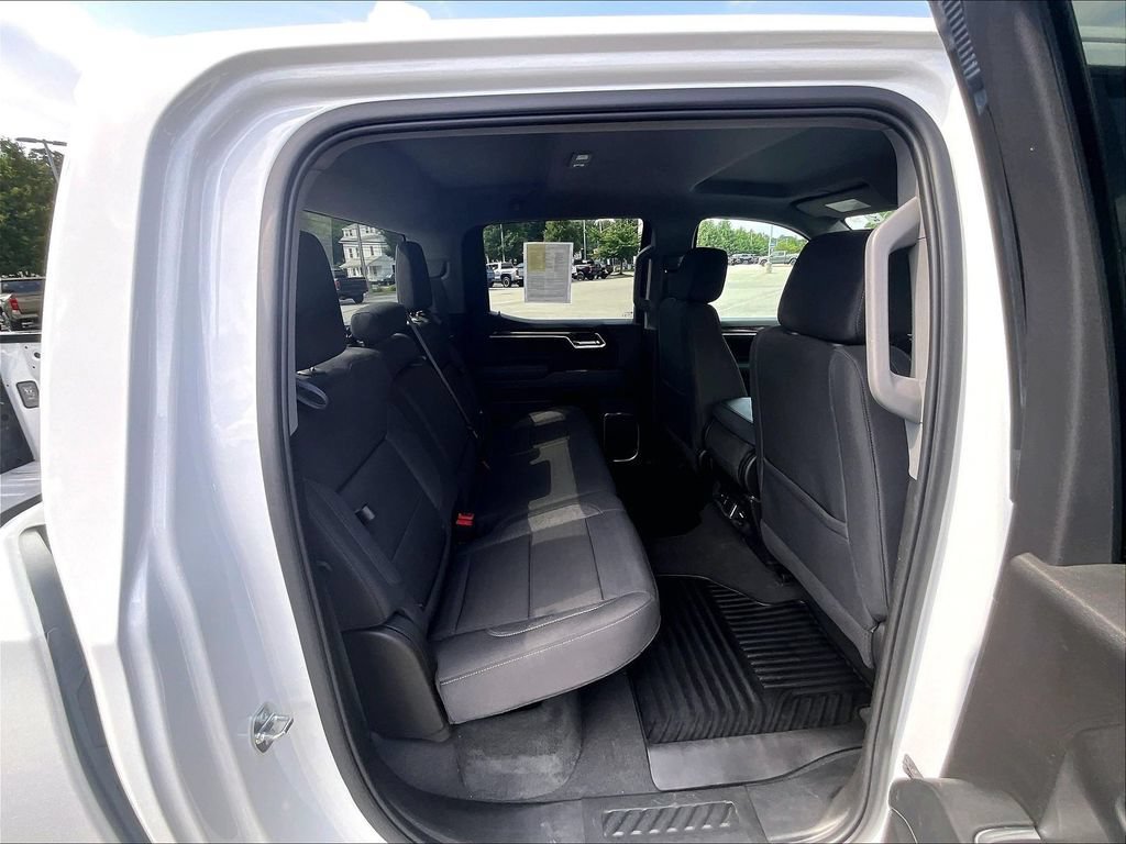 Used 2024 GMC Sierra 1500 Elevation AWD/4WD image 16