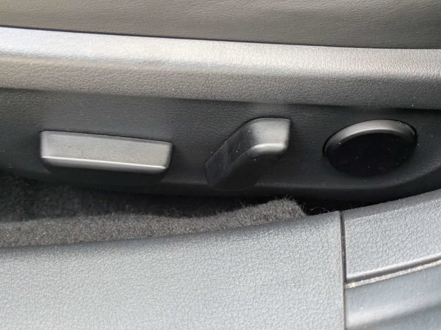 Used 2022 MAZDA MAZDA3 s FWD image 17