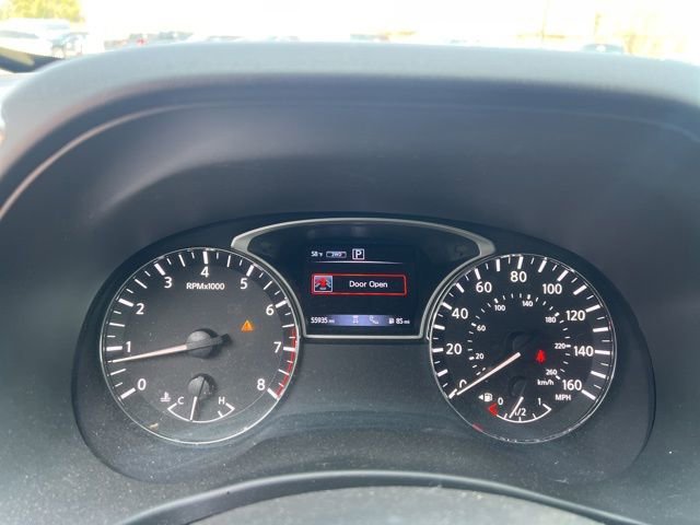 Used 2018 Nissan Pathfinder SV w/ SV Tech Package image 23