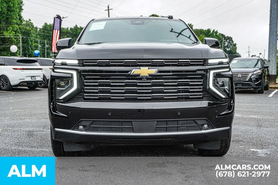 Used 2026 Chevrolet Suburban High Country w/ Sun And Tow Package AWD/4WD image 9