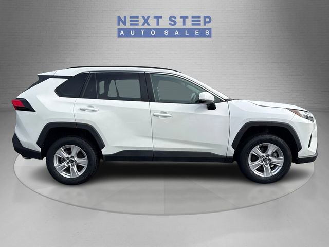 Used 2024 Toyota RAV4 XLE image 9