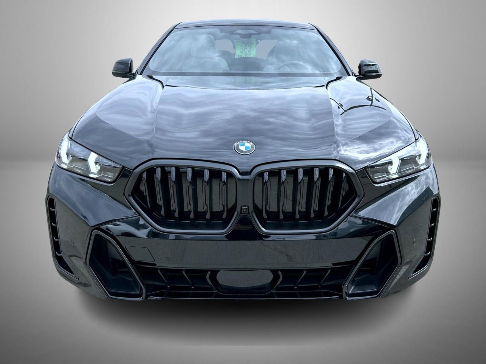 Used 2024 BMW X6 xDrive40i w/ Premium Package image 2