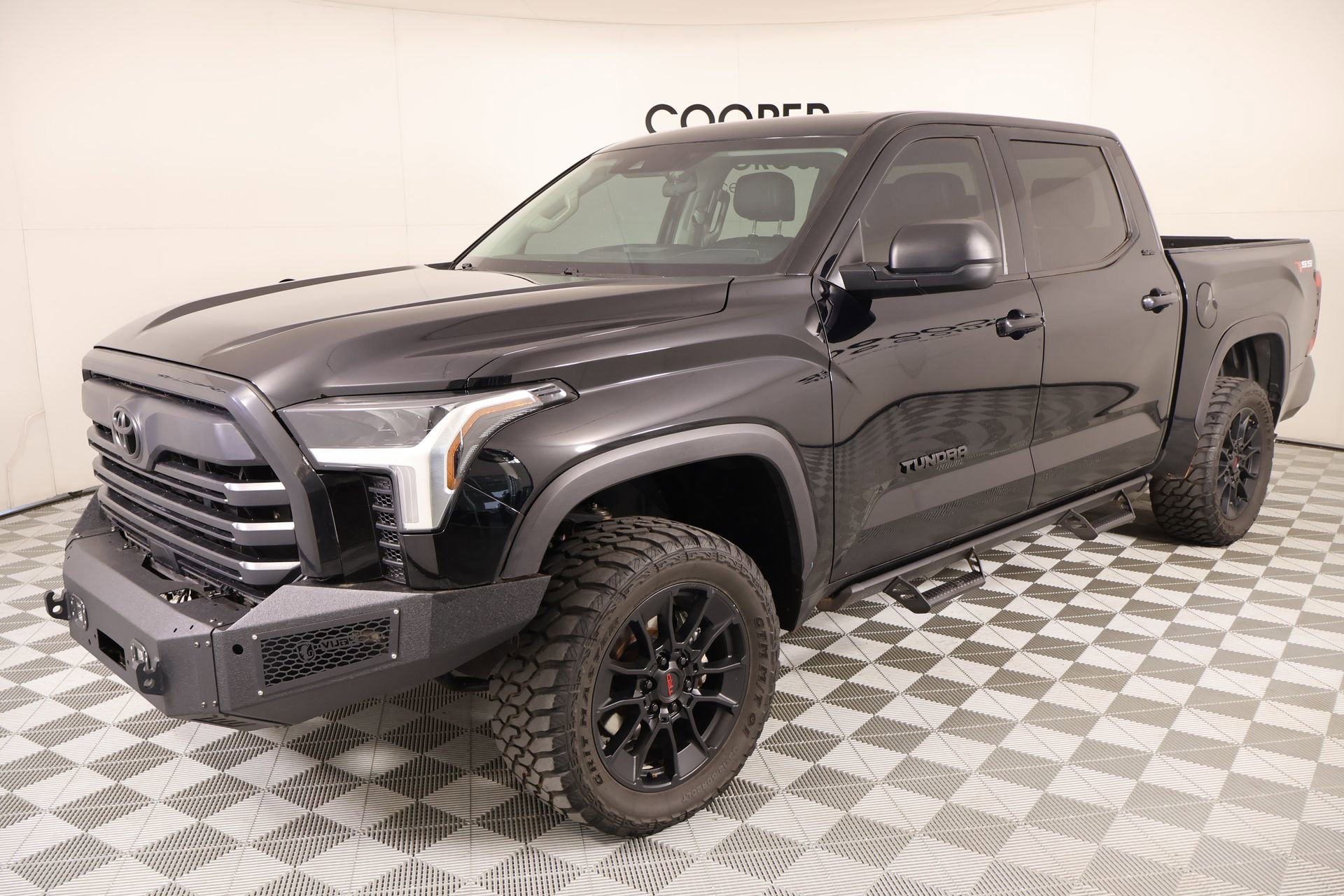 Used 2024 Toyota Tundra SR5 w/ SR5 Premium Package image 10