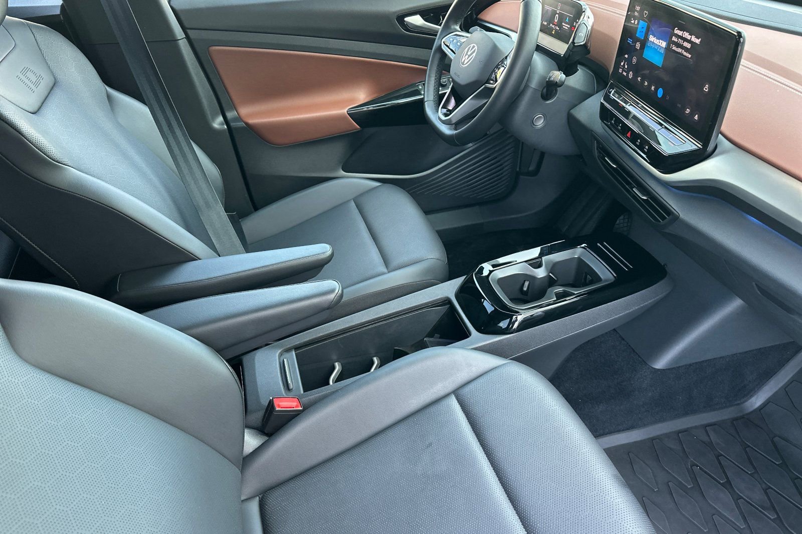Used 2021 Volkswagen ID.4 Pro S w/ Gradient Package image 17