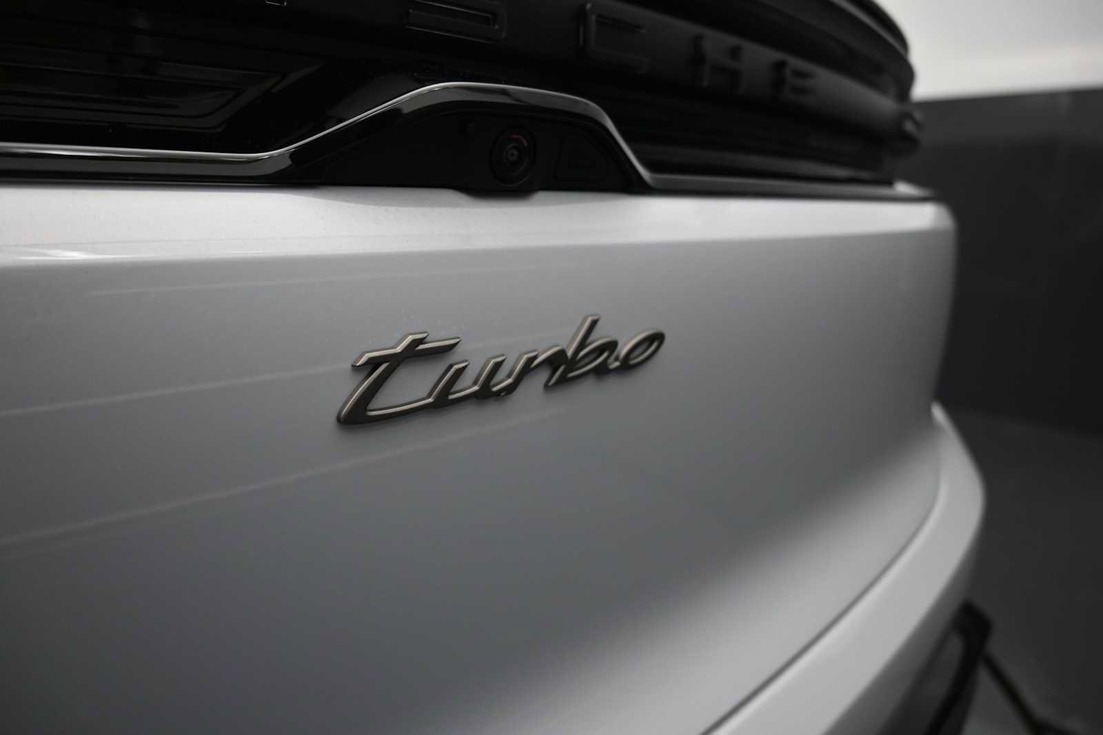 New 2026 Porsche Macan Turbo Electric AWD/4WD image 29