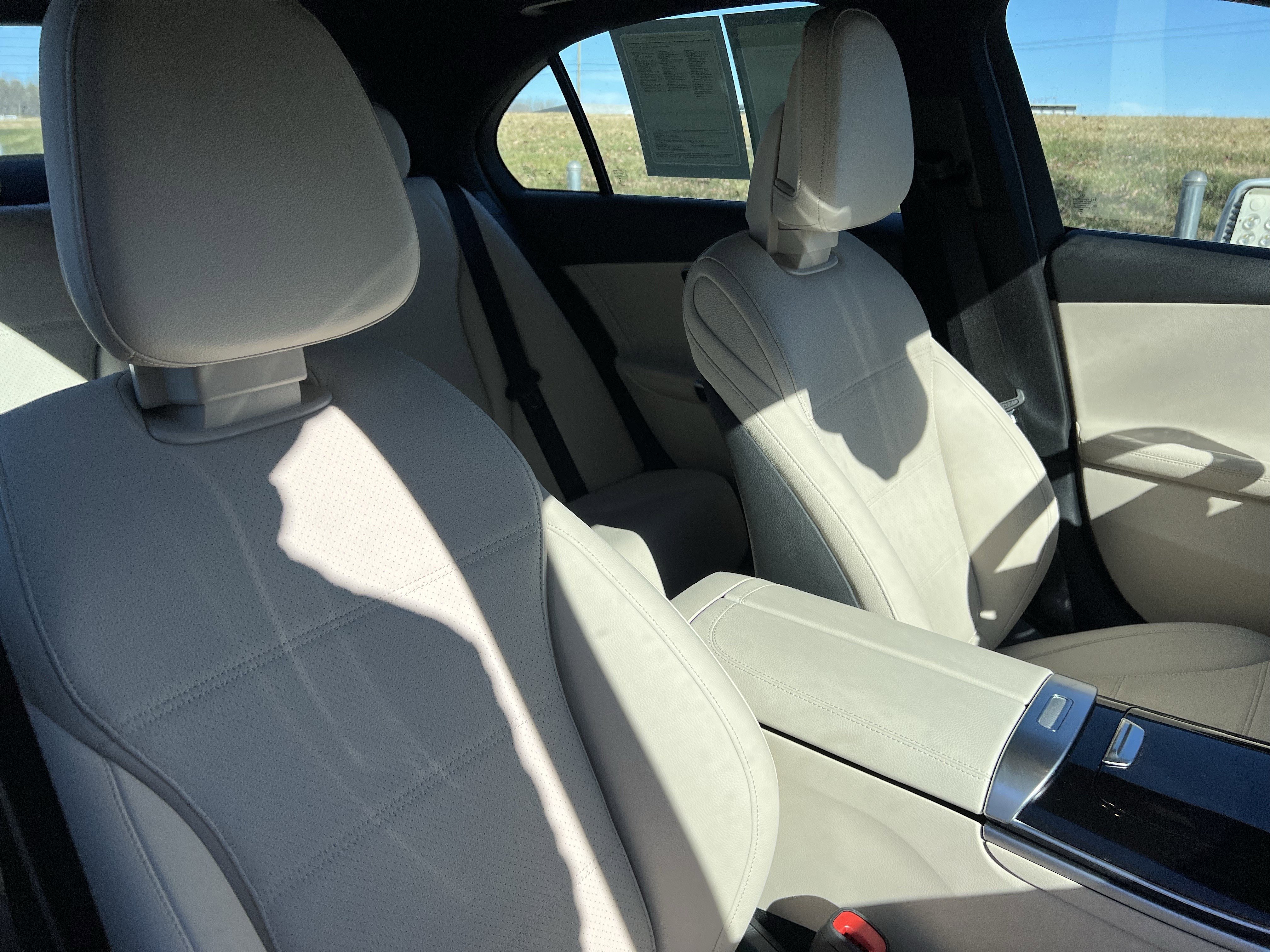 Used 2024 Mercedes-Benz C 300 4MATIC Sedan image 35