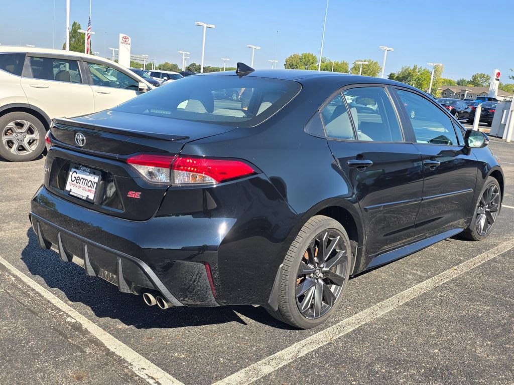 Used 2024 Toyota Corolla SE w/ SE Premium Package FWD image 8