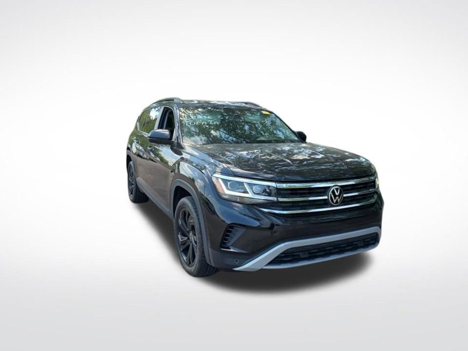 Used 2023 Volkswagen Atlas SE w/ Black Wheel Package FWD image 2