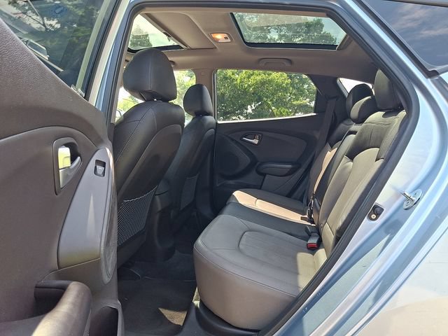 Used 2013 Hyundai Tucson Limited w/ Premium Pkg AWD/4WD image 10