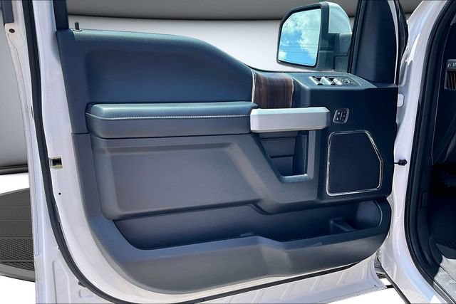 Used 2017 Ford F150 Lariat w/ Equipment Group 501A Mid AWD/4WD image 20