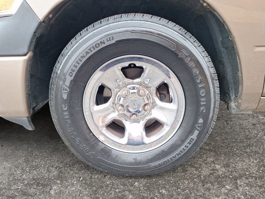 Used 2009 Dodge Ram 1500 Truck ST w/ ST Popular Equipment Group image 9