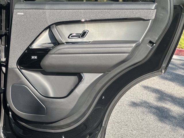 Used 2025 Land Rover Range Rover Sport Dynamic SE AWD/4WD image 19