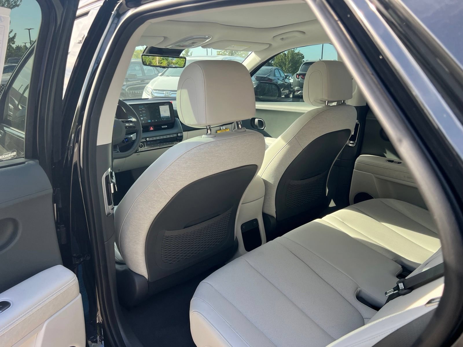 New 2027 Hyundai Ioniq 5 Limited RWD image 16