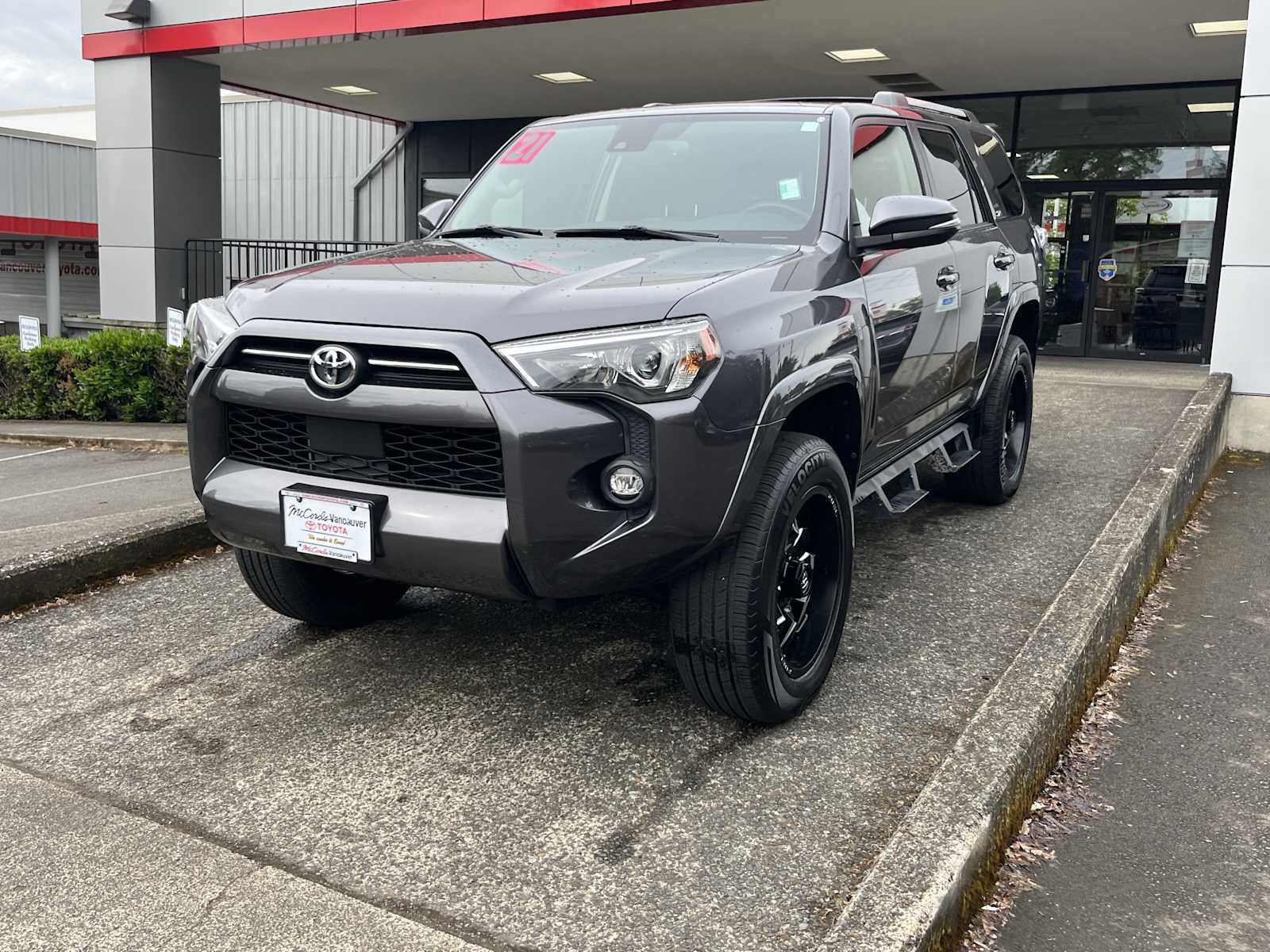 Certified 2021 Toyota 4Runner SR5 Premium w/ Moonroof Package AWD/4WD image 3
