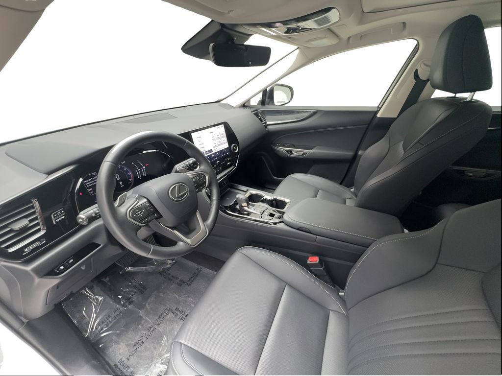 Used 2025 Lexus NX 250 FWD w/ Towing Package (2000 Lbs) image 19