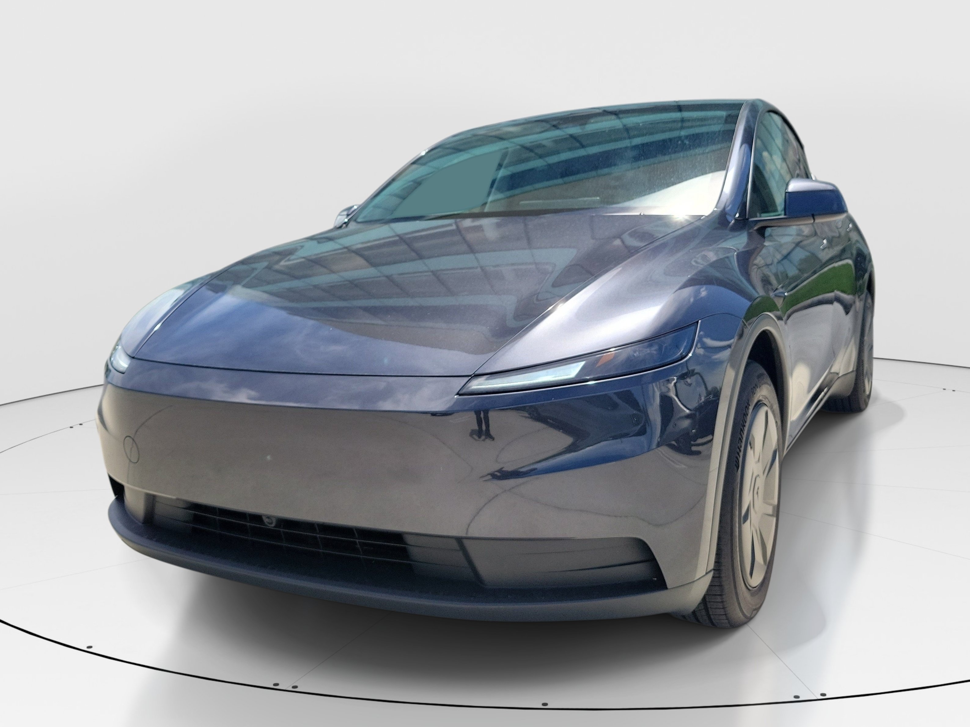 Used 2026 Tesla Model Y 2WD image 4