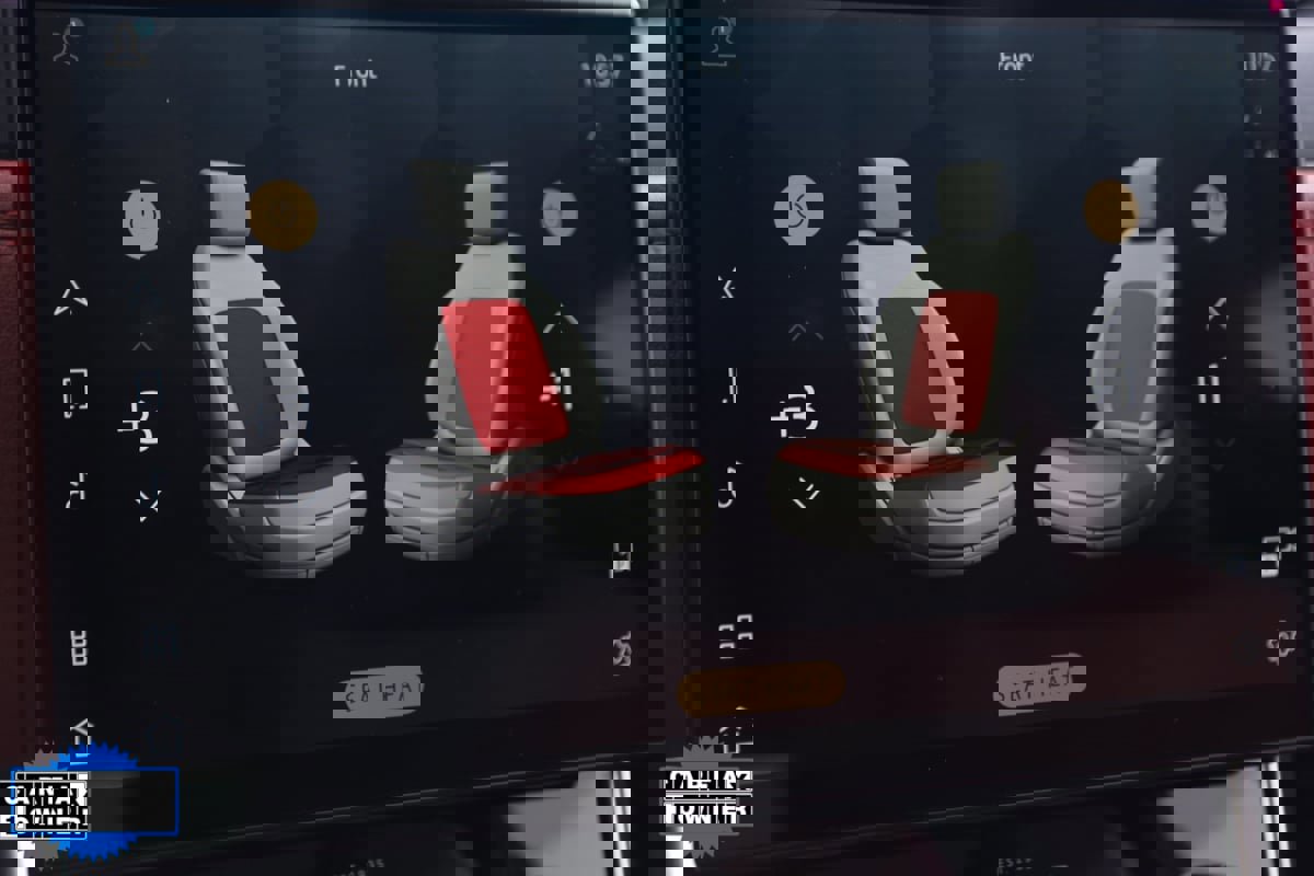 Used 2023 Jaguar XF R-Dynamic SE image 9