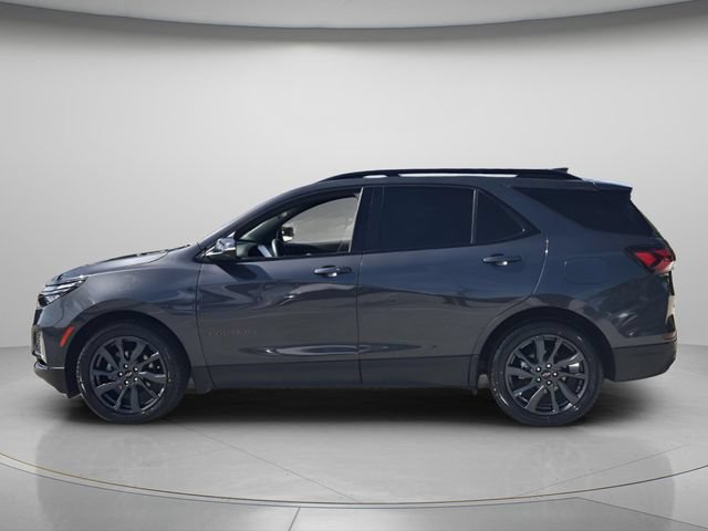 Used 2022 Chevrolet Equinox RS w/ Infotainment Package FWD image 3