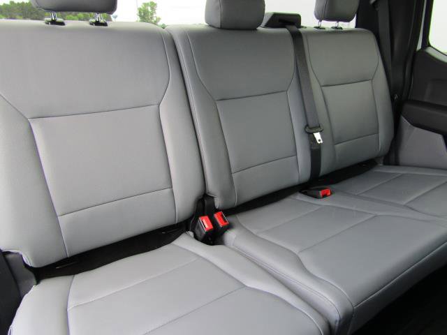 Used 2022 Ford F150 Lightning Pro AWD/4WD image 3