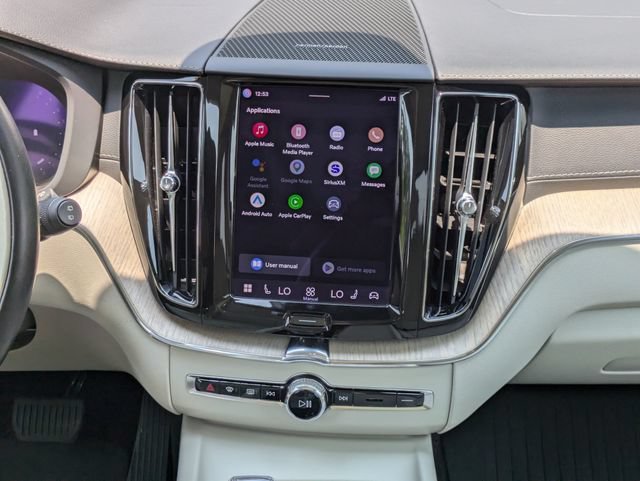 Used 2022 Volvo XC60 B5 Inscription w/ Advanced Package FWD image 21