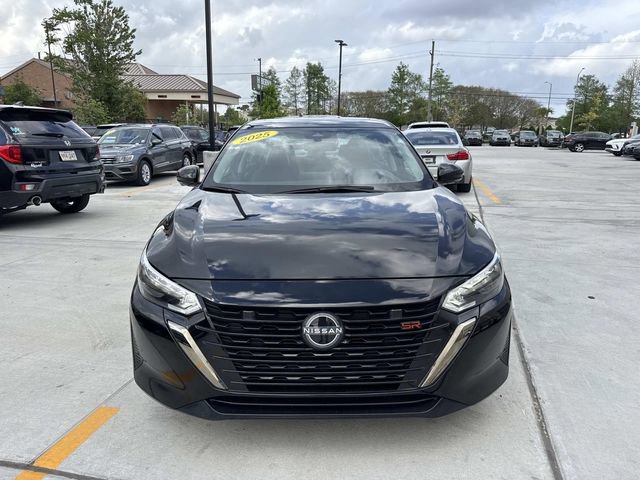 Used 2025 Nissan Sentra SR w/ SR Premium Package image 2