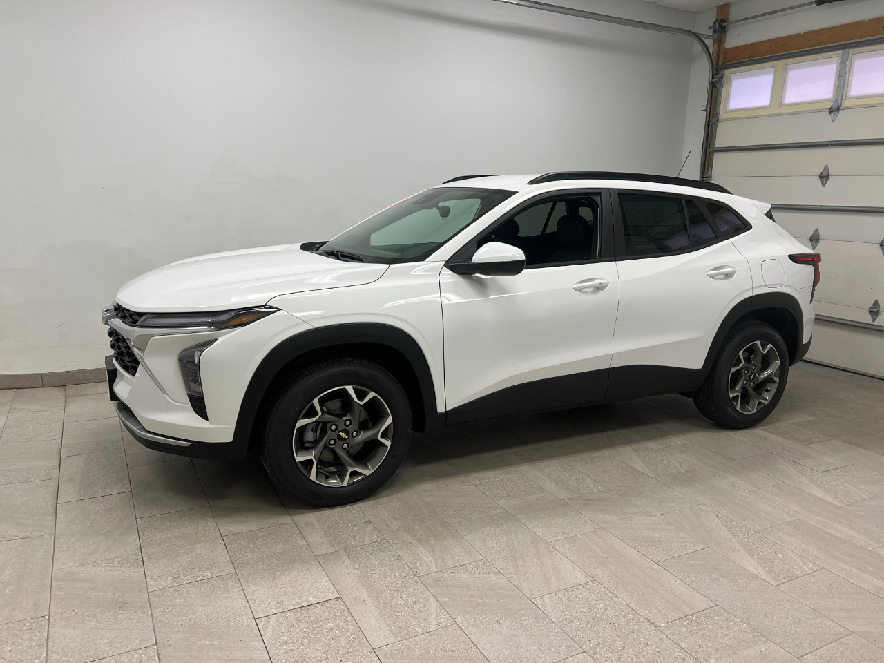 New 2026 Chevrolet Trax LT image 3