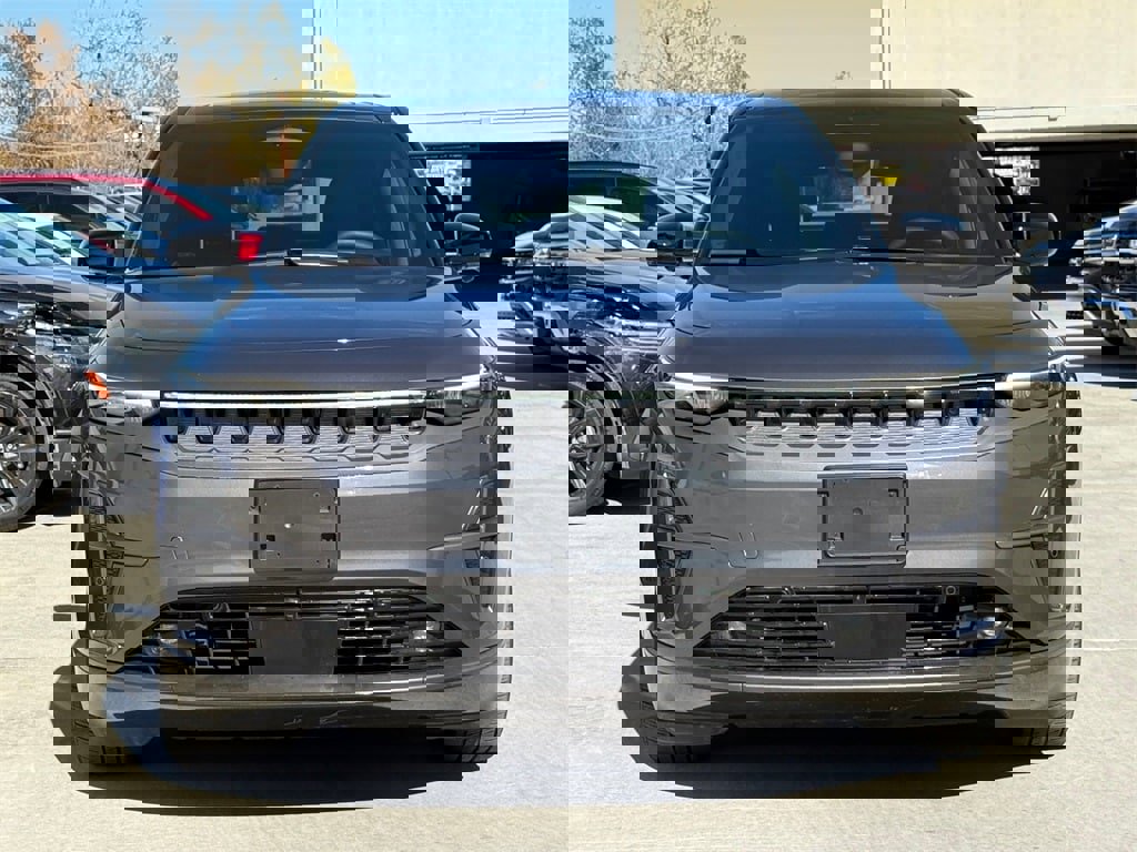 Used 2024 Jeep Wagoneer Launch Edition image 7