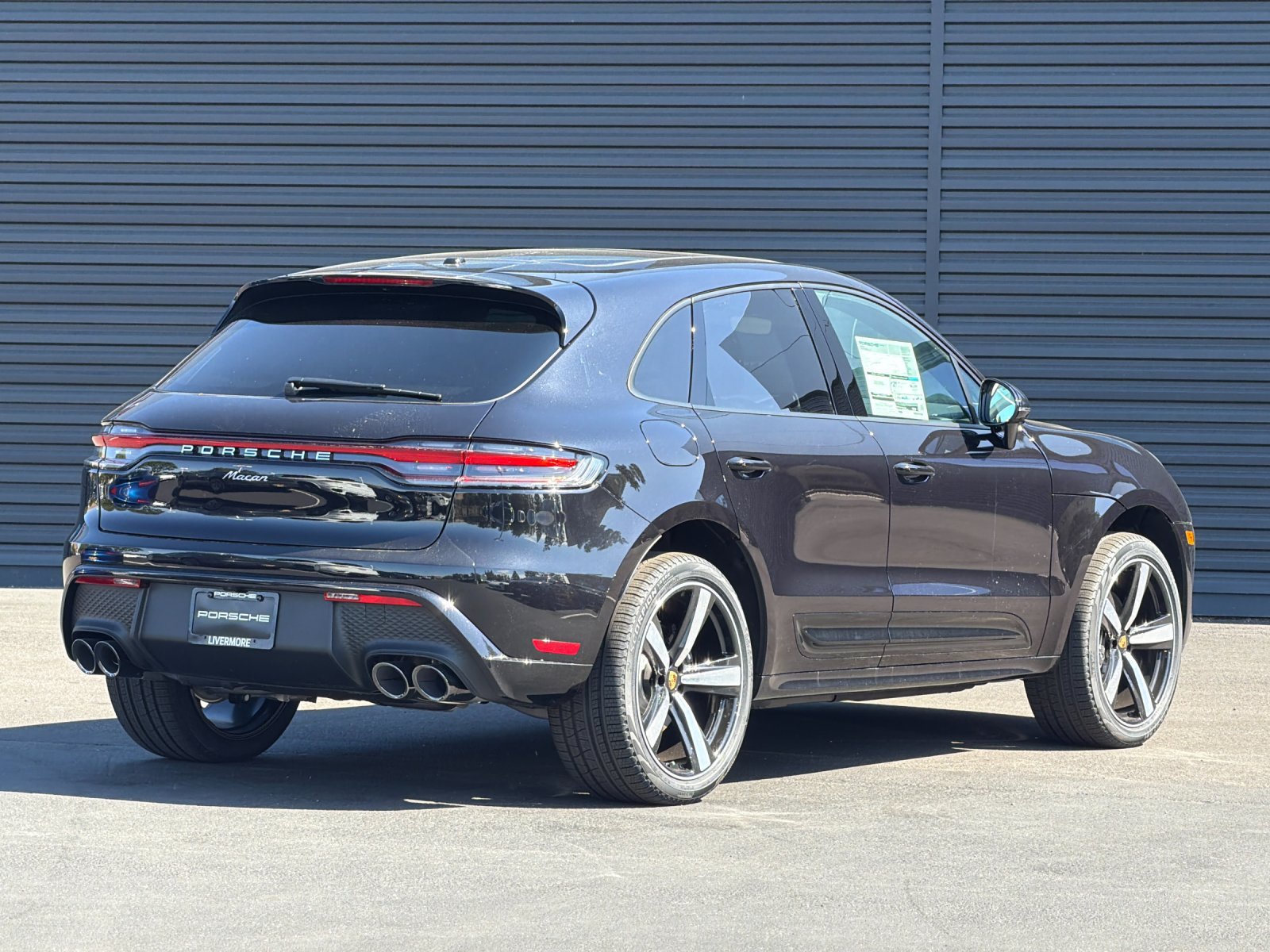 New 2026 Porsche Macan AWD/4WD image 8