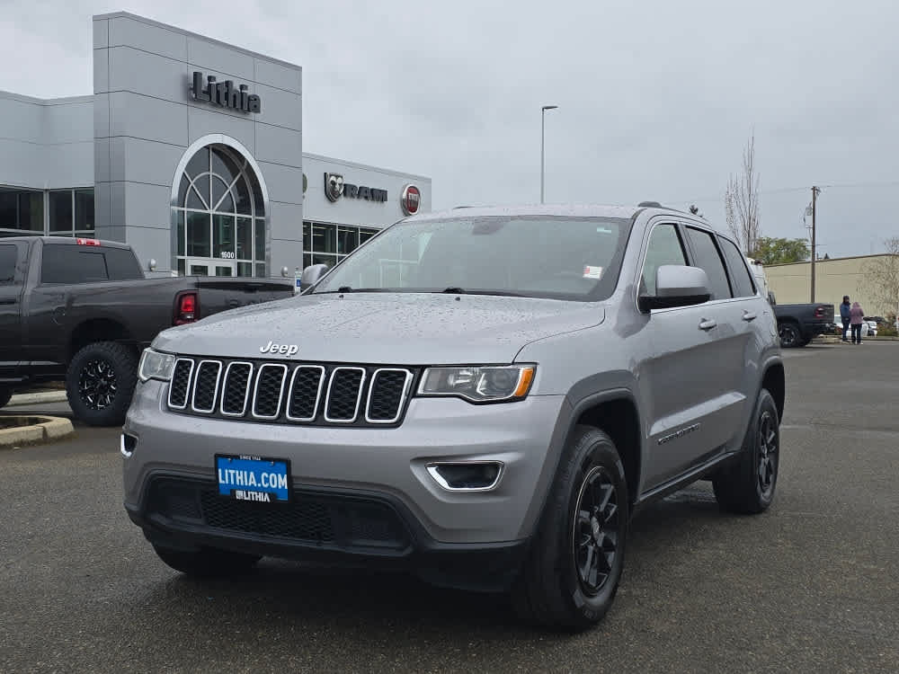 Used 2020 Jeep Grand Cherokee Laredo
