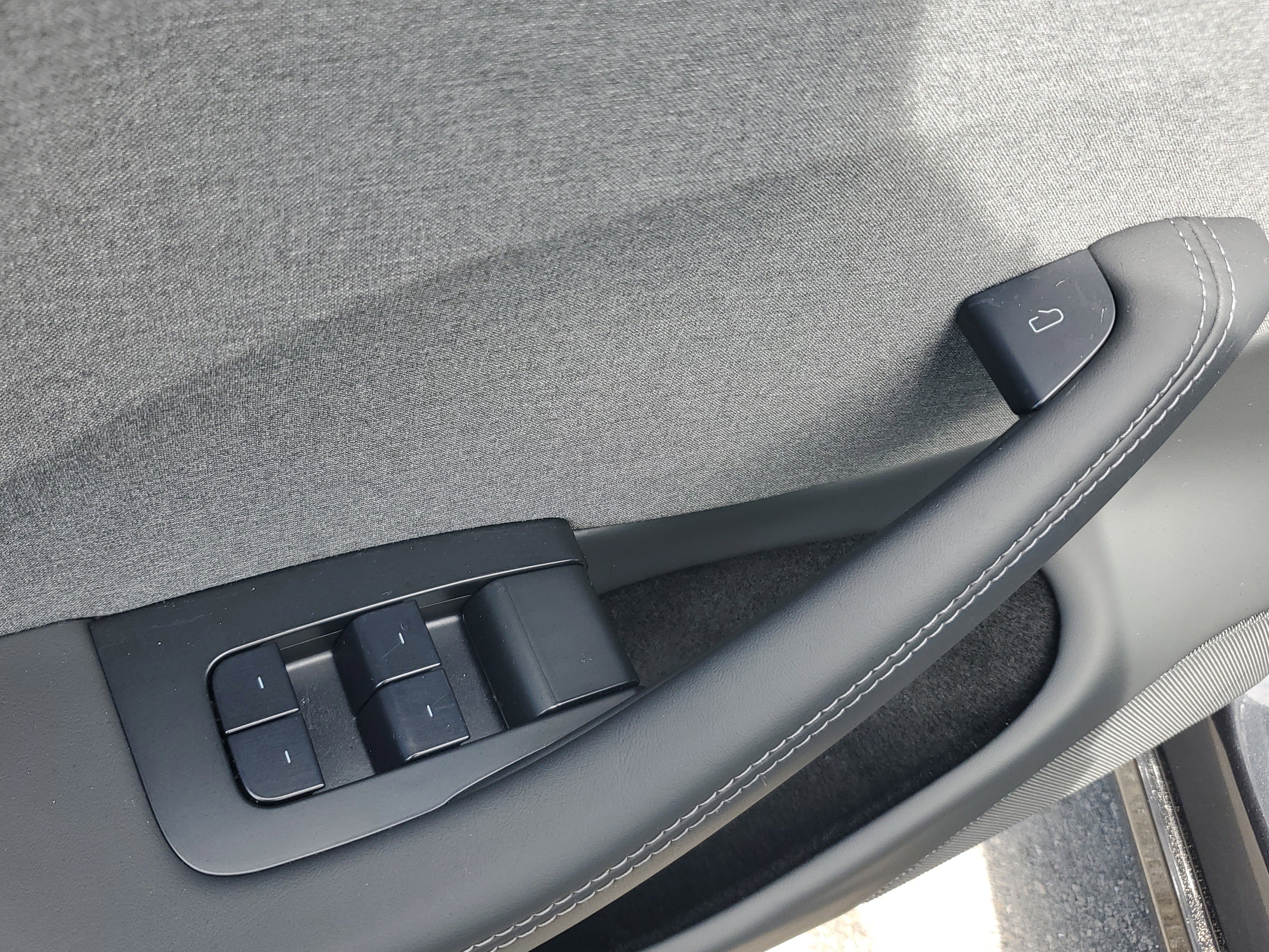 Used 2025 Tesla Model 3 Long Range image 25