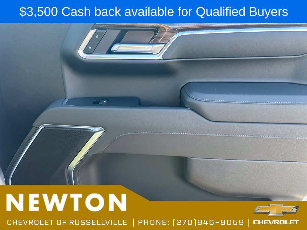 New 2026 Chevrolet Silverado 1500 LT w/ LPO, Dark Essentials Package AWD/4WD image 18