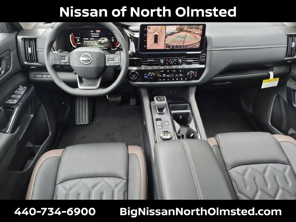 New 2026 Nissan Pathfinder Platinum AWD/4WD image 17