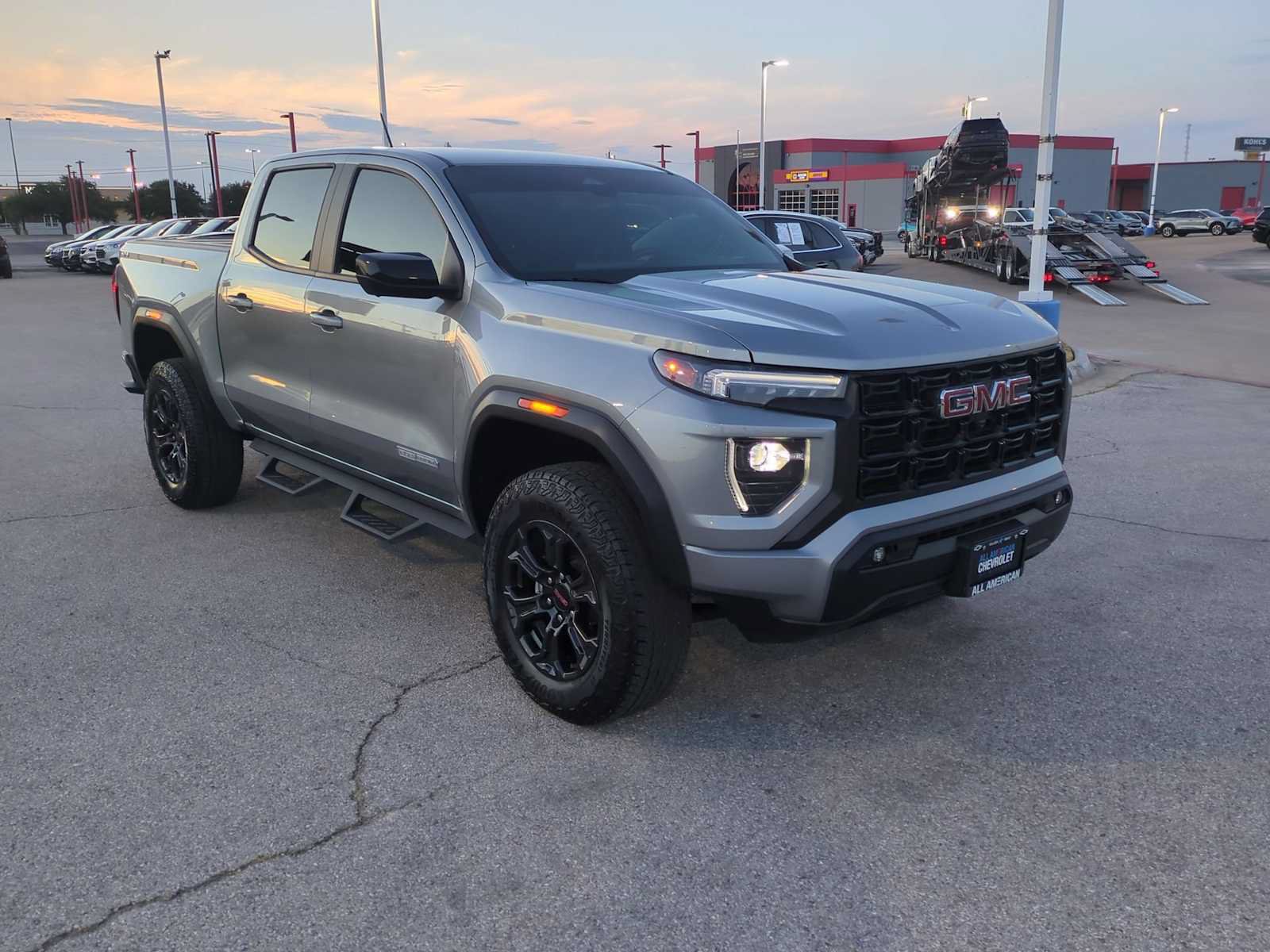 Used 2025 GMC Canyon Elevation w/ Convenience Package AWD/4WD image 3