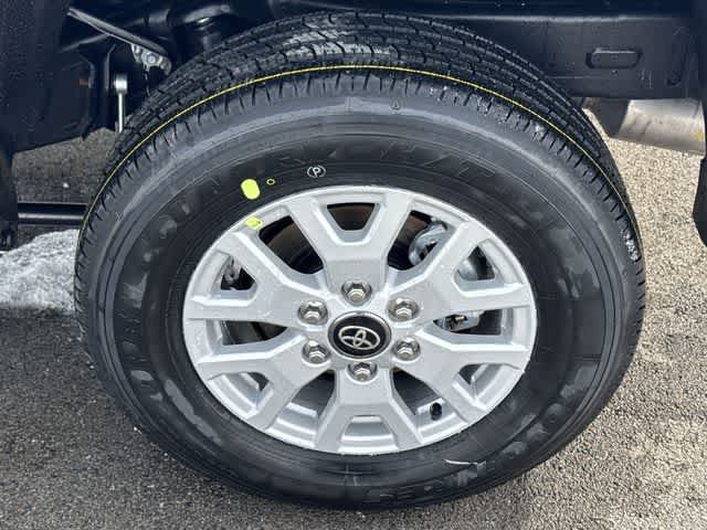 Used 2026 Toyota Tacoma SR5 RWD image 5
