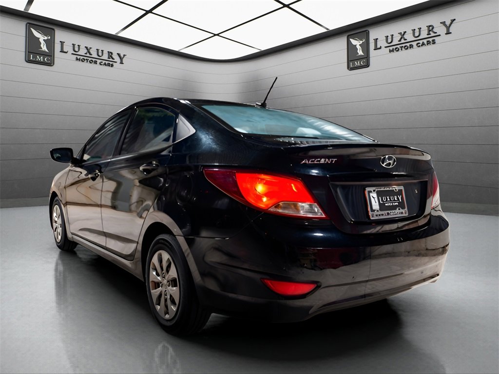 Used 2017 Hyundai Accent SE image 5