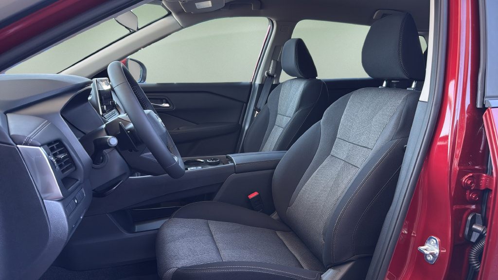 New 2026 Nissan Rogue SV AWD/4WD image 20