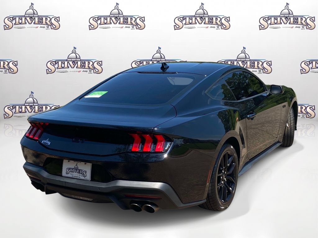 Used 2024 Ford Mustang GT RWD image 9