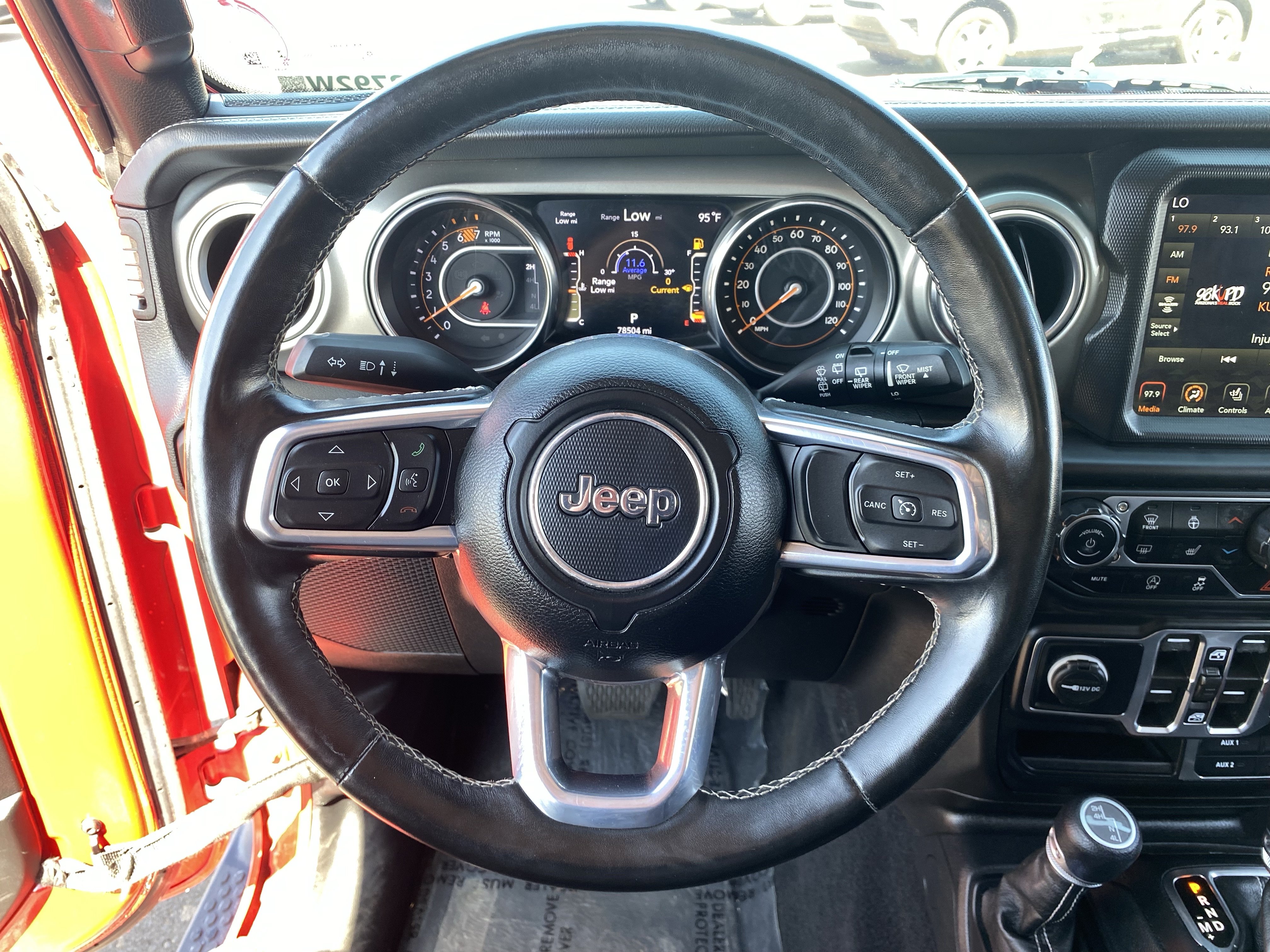 Used 2023 Jeep Wrangler Unlimited Sahara w/ Cold Weather Group AWD/4WD image 26