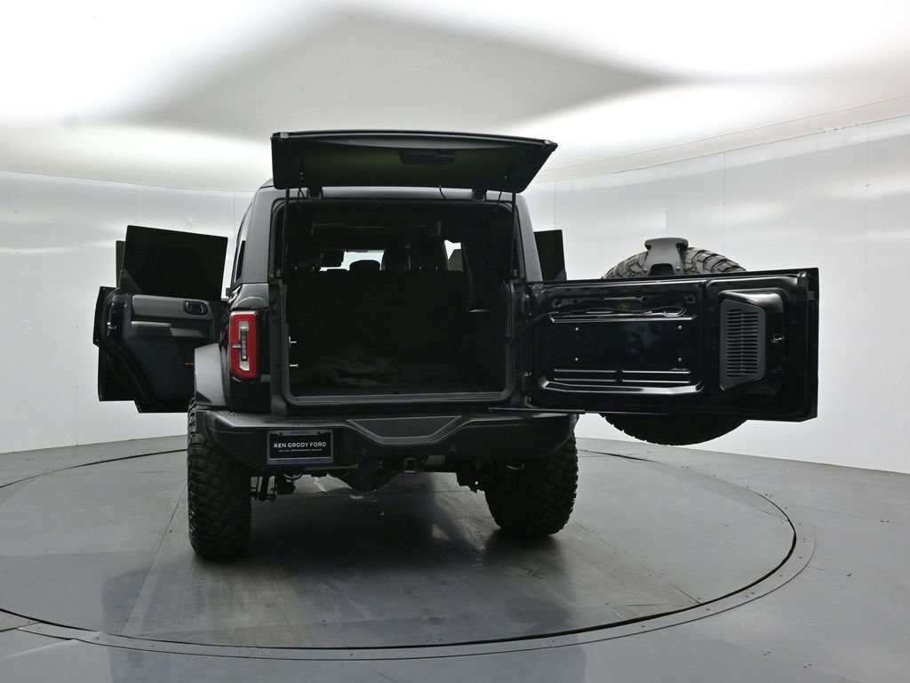 Used 2023 Ford Bronco Badlands AWD/4WD image 32