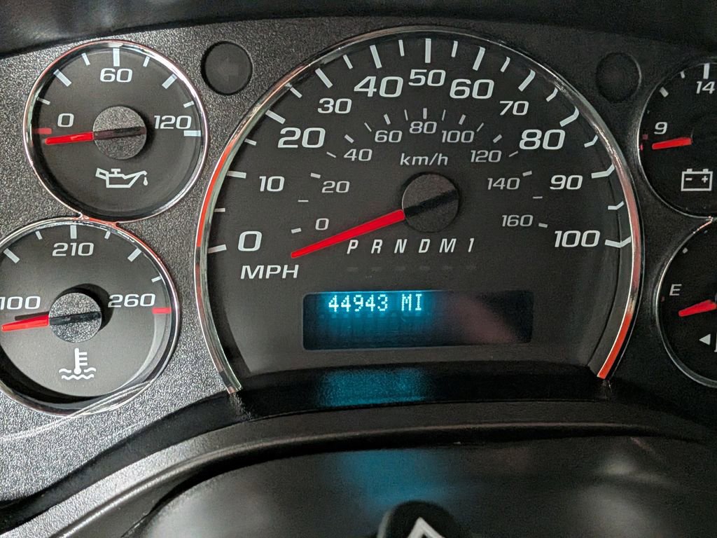 Used 2023 Chevrolet Express 2500 w/ Driver Convenience Package RWD image 24